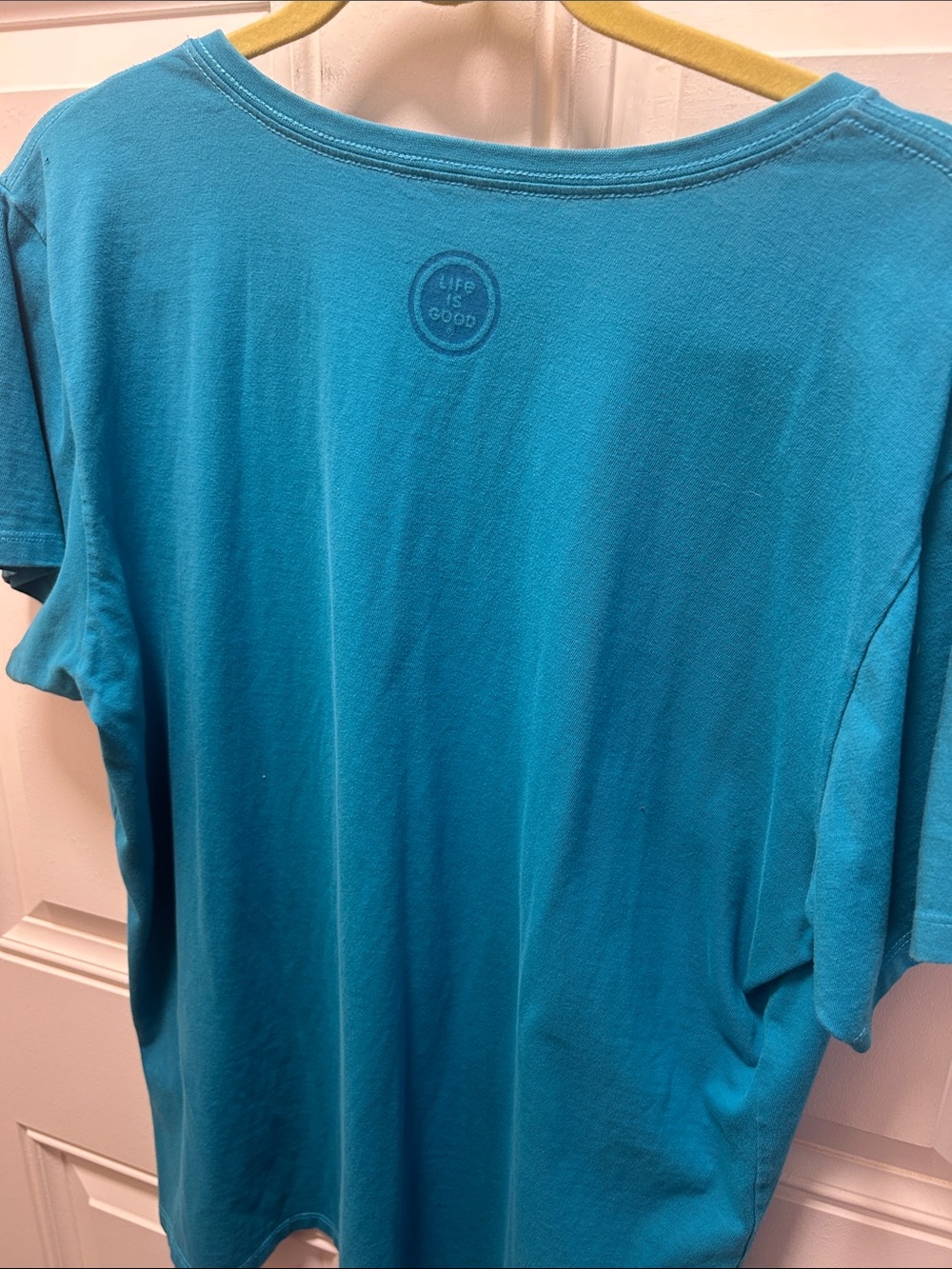 Life Is Good Teal V-Neck Short Sleeve Tee with Seasonal Heart Graphics - Picture 6 of 10
